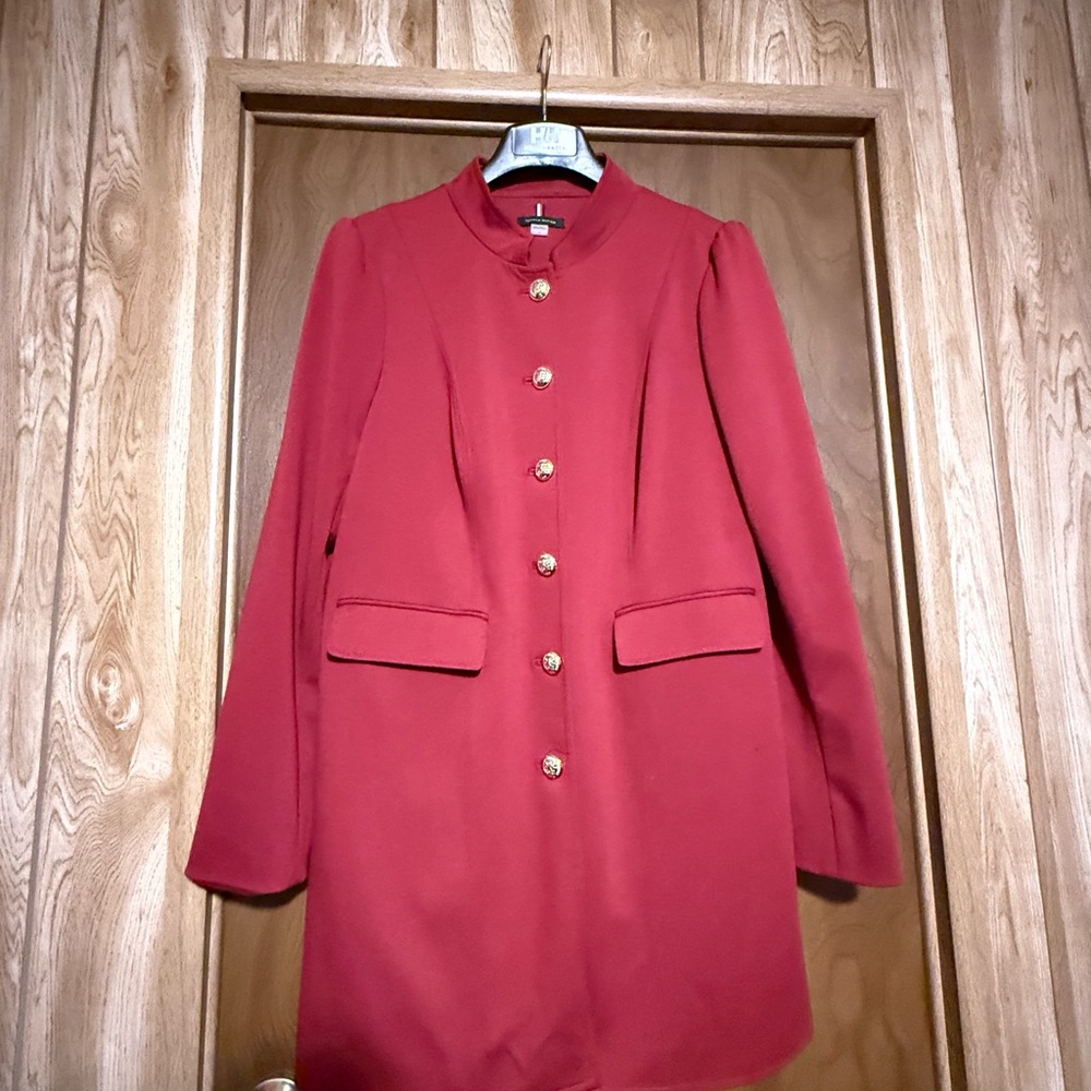 Tommy Hilfiger Red Blazer with Tailored Lines